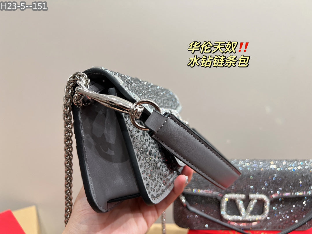 Bolsa Valentino Loco Cravejada