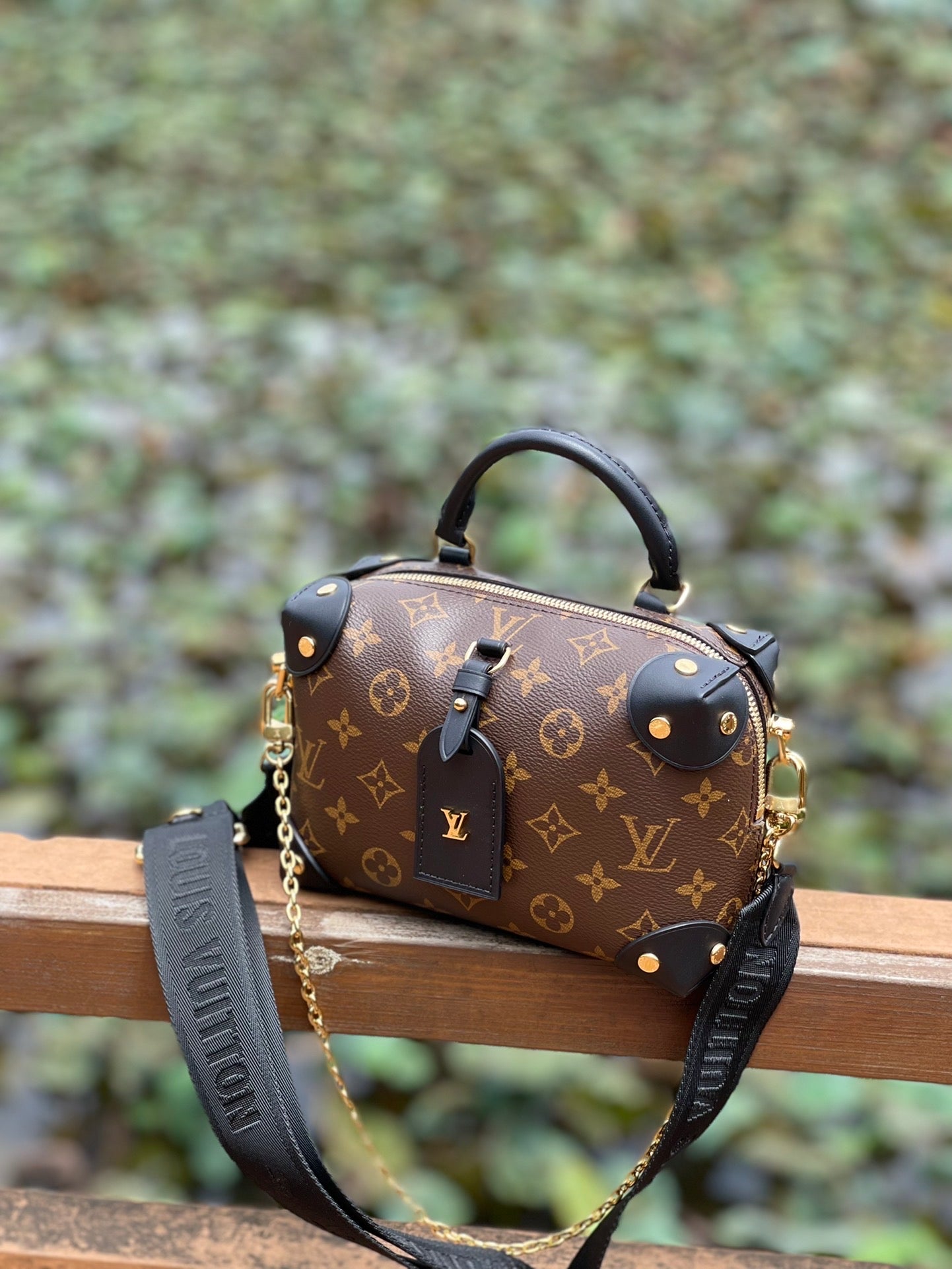 Bolsa LV Petite Malle Souple