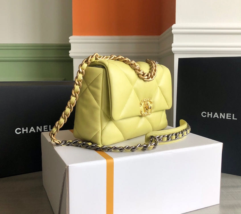 Bolsa Chanel 19